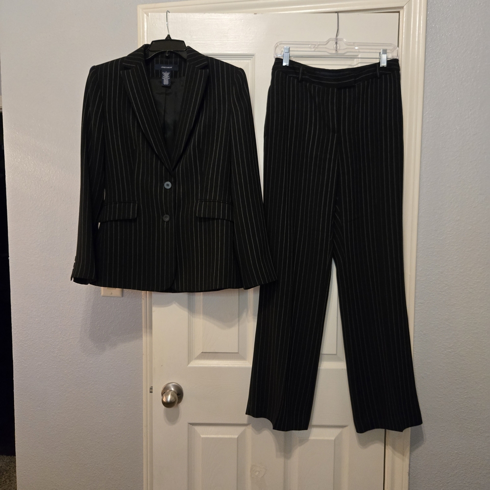 Jones Wear Black Pinstripe Two-Piece Pant Suit